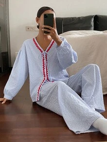 Bộ đồ ngủ nữ cổ thắt nơ vải kẻ caro xếp ly màu tương phản, trang phục thu đông - Màu xanh lam - Xem 7