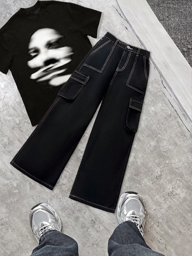 SHEIN Quần jeans denim đen dáng rộng, thoải mái cho bé trai tuổi teen, phong cách Y2K cổ điển, có túi và đường chỉ phối màu tương phản, thích hợp mặc hàng ngày, mùa hè và mùa thu, đi lễ hội, đi biển và đi học. - màu đen - Xem 1