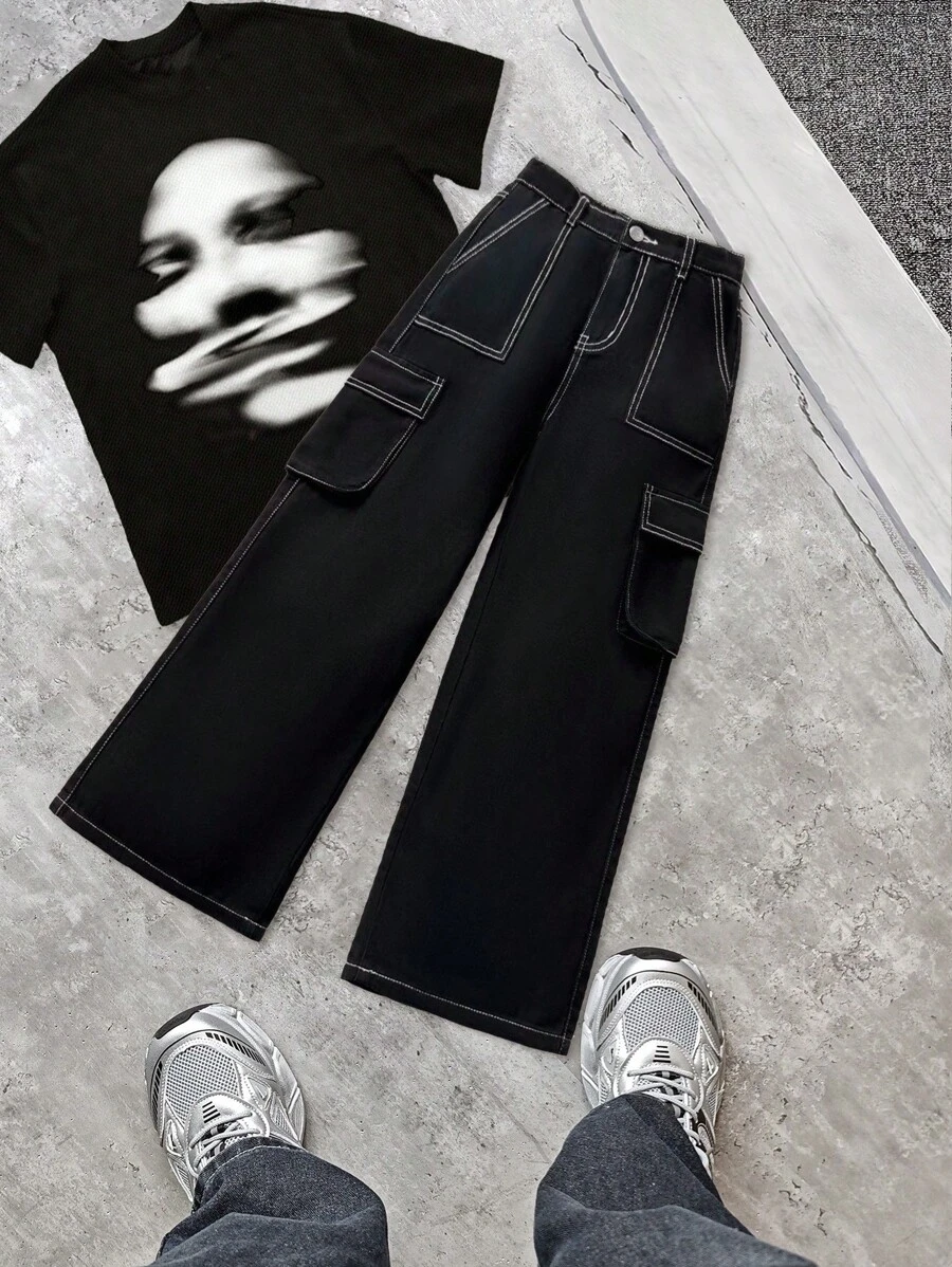 SHEIN 青少年男孩时尚休闲 Y2K 复古酷炫口袋和撞色缝线设计黑色牛仔宽松工装裤,适合儿童日常穿着,也适合夏季和秋季锐舞音乐节、海滩和街头风格穿着。 - 黑色 - 查看 1