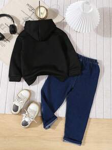 SHEIN 小男孩字母印花运动衫；活力牛仔裤 - 黑色 - 查看 2