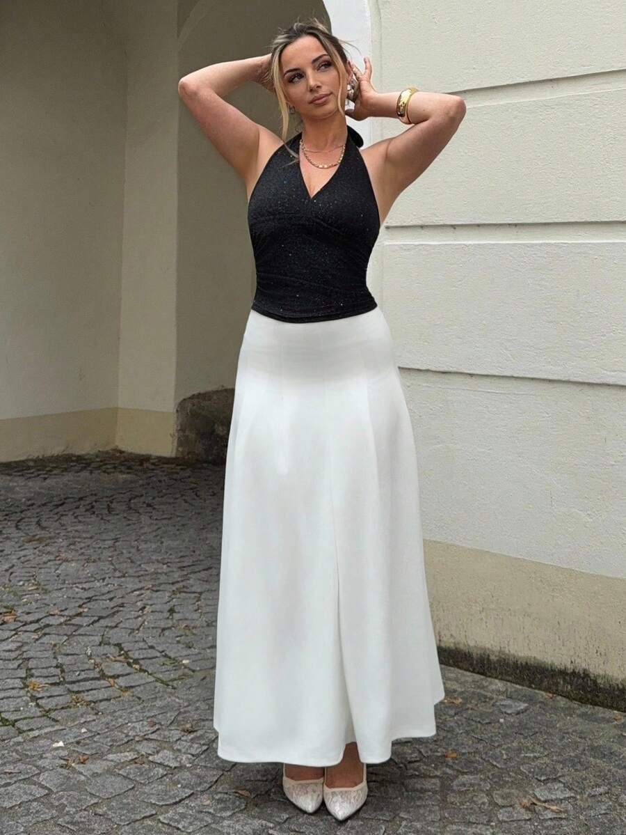 Jeta Ari Saia Branca Plissada de Cintura Alta com Pesponto Sólido