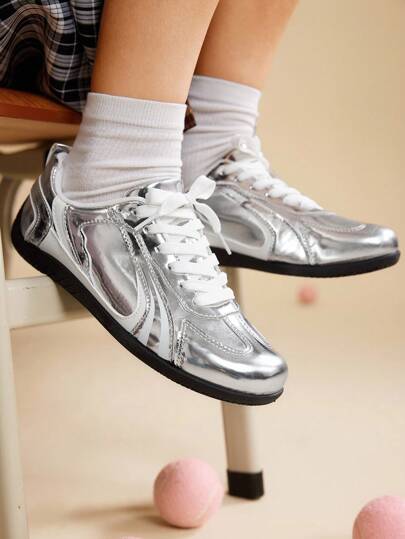 CUCCOO EASI 复古平底腊肠犬鞋，女士新款复古百搭休闲运动鞋