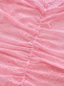 PetitDoll مجموعة فستان وسروال داخلي من الدانتيل المكرمل ذو تصميم ضيق أنيق، مع رباط للخروج - وردي - مشاهدة 4