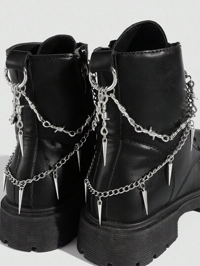 Goth 2 pièces Style gothique punk Décoration de chaussure à chaîne de clous sombres et épines, ajoute une ambiance mystérieuse à vos chaussures, convient aux femmes et aux hommes - Compact, délicat, article de mode multifonctionnel, décoration de chaussures d'Halloween pour créer l'ambiance