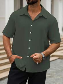 Manfinity Homme 大码男士简约纯色时尚休闲短袖衬衫，夏季 - 軍綠色 - 查看 3