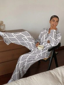 DAZY 2pcs Women Loose Fit Long Sleeve Sleepwear Set With English Woven Label And Striped Graphic Print, Fall Clothes Pajama - Black and White - View 3