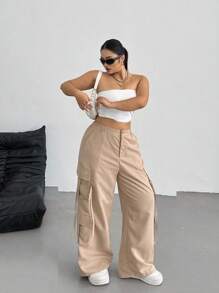 SHEIN Tall CURVE Pantalones casuales holgados de pierna ancha con bolsillos cargo de unicolor para mujer de talla grande - Caqui - Ver 5