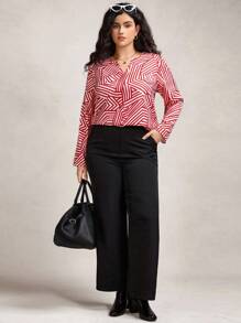 Zelara Blusa casual de talla grande para mujer con cuello en V, mangas raglán y patrón geométrico de bloques de color, blusas de trabajo de talla grande, blusas de trabajo para mujer de talla grande - Rojo y blanco - Ver 4