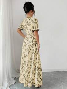 Elenzga Women's Vintage Elegant Floral Print Square Neck A-Line Maxi Dress, Suitable For Casual, Vacation, Daily Gathering, Spring/Summer