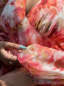 SHEIN CURVE+ 大码V领长袖全印花百褶休闲连衣裙长款女装 - 彩色 - 查看 7