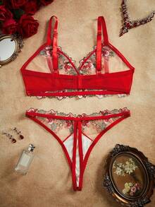 SHEIN Women's Sexy Floral Embroidery Lingerie Set - Red - View 2