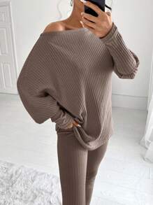 EURMUSE 棉质女士纯色船领镂空上衣和紧身裤两件套 - 米色 - 查看 4