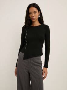 Nöista Ribbed Long-Sleeve Top With An Asymmetric Row Of Statement Buttons Running Down The Side, Designed With A Fitted Silhouette That Adds A Modern And Elegant Touch To Women's Winter Outfits, Perfect For Polished Everyday Looks, Christmas Gatherings And Refined New Year Styling. - Black - View 3