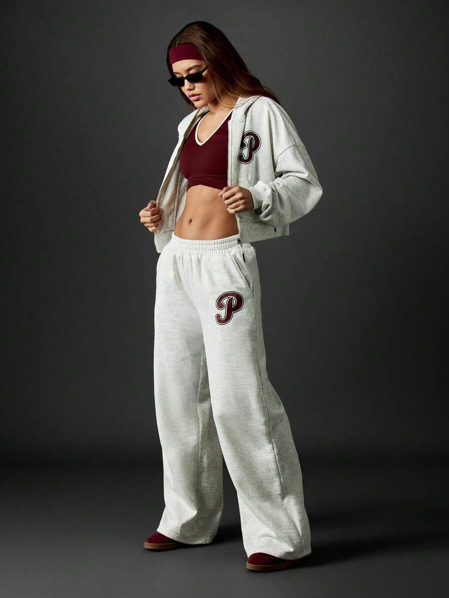 Missguided x Playboy Varsity Graphic Wide Leg Sweatpants Vintage Inspired Loungewear Retro Aesthetic Casual Fleece Bottom High Rise Baggy Comfort Streetwear Winter - Light Grey - View 1