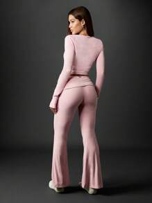Missguided x Playboy Áo crop top dài tay quấn Giáng sinh kèm quần ống loe - Hồng - Xem 2
