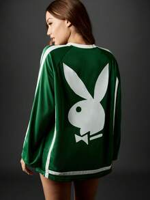 Missguided x Playboy 复古风格球衣，带有 53 号图案的长袖休闲 T 恤，校园运动设计街头服饰徽标印花兔子图标图案秋冬上衣 - 綠色 - 查看 1