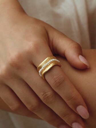 Opalesca 1 pezzo Anello aperto con perla/madreperla, effetto metallico, decorato con perline, placcato oro 18k, elegante, carino, di lusso, adatto per festa, casual, lavoro, matrimonio, vacanze, campeggio, stile Y2K, per mamma, donne, ragazze, autunno, inverno, festival, vacanze, stile old money, Ognissanti