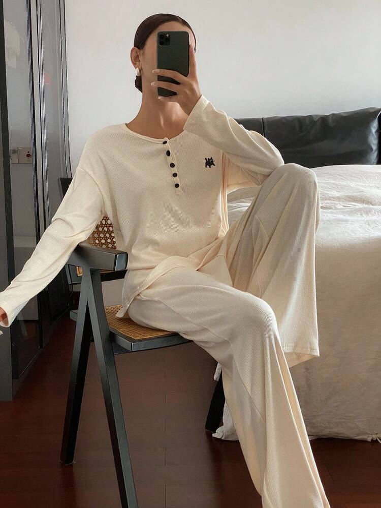 Women Minimalist Cartoon Print Decor Loose Pajama Set, Fall Clothes