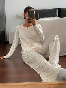 DAZY Ditsy Floral Lace Trim Patchwork Women Pajama Set, Fall Clothes - Beige - View 3