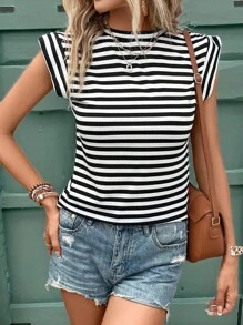 SHEIN Frenchy Women's Fall Leopard Print Round Neck Short Sleeve Slim Fit Fashion T-Shirt,Round Neck Short Sleeve Jumpsuit, Knotted Hem, Hollow Texture Casual Holiday T-Shirt,Cute Tops, Fitted Leopard Graphic Tee,Fashionable Leopard Print Short Cropped T-Shirt With Split Hemline For Slim Fit,Commute,Minimalist,Office Wear,Old Money,Simple,Back To School Shirts,Back To School Outfits Summer