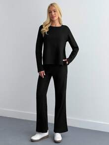 EURMUSE Petite Petite Size Low Slit T-Shirt & Flared Pants Set - Black - View 3