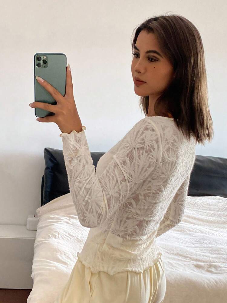 Semi-Sheer Botanical Print Jacquard Fabric Fitted White Long Sleeve Sleep Top With Built-In Bra For Women Pajama