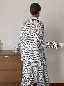 DAZY 2pcs Women Loose Fit Long Sleeve Sleepwear Set With English Woven Label And Striped Graphic Print, Fall Clothes Pajama - Black and White - View 2