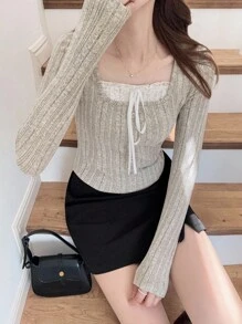 FRIFUL Stylish Casual Grey Crop T-Shirt For Women With Regular Hem And Colorblock Pattern