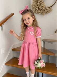 SHEIN 年轻女孩休闲舒适马球领心形图案连衣裙，适合上学、返校、运动和休闲 - 粉色 - 查看 7