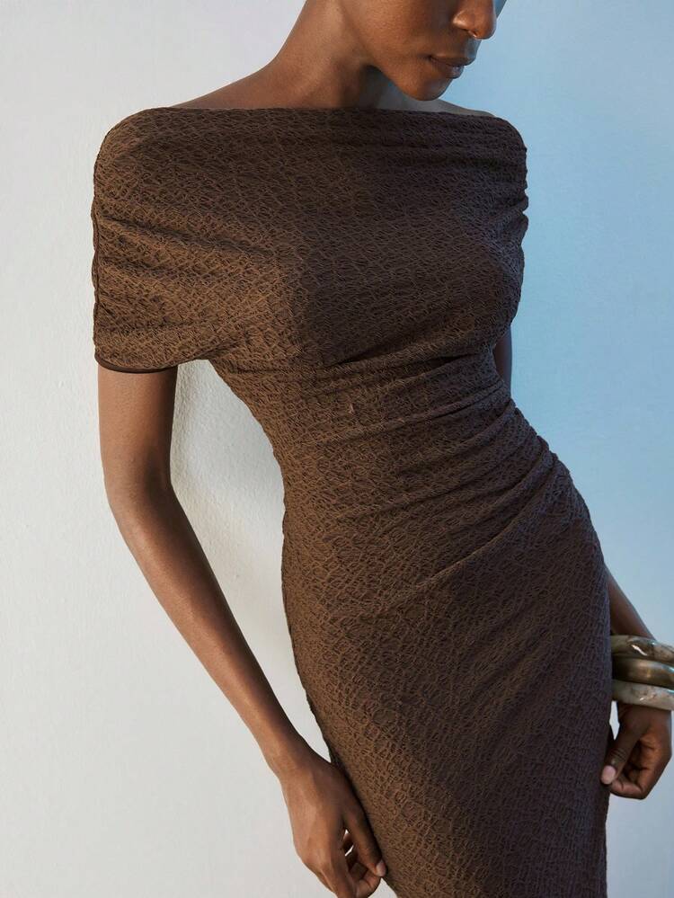 SHEIN Maija Women's Brown Summer Dress, Off Shoulder Textured Knit Fabric, Fitted Silhouette, Fashionable, Sexy, Elegant, Comfortable, Suitable For Holidays, Parties, Side Slit, Solid Color, Pleated, Fitted, Elegant, Long Dress, Elegant Wedding Guest Dress, Off Shoulder Dress Formal Dresses For Wedding Guest Party Dress Elegant Dresses For Party