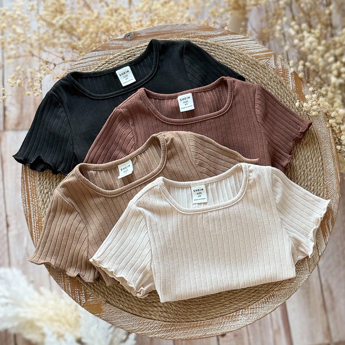 Set de 4 camisetas casuales de cuello redondo ajustadas con rayas sólidas para niñas jóvenes