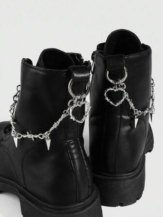 Goth 2 piezas Decoraciones de cadena con corazón de espina estilo gótico punk oscuro para DIY en zapatos, agrega un toque misterioso a tus zapatos, adecuado para mujeres y hombres - Compacto, delicado, artículo de moda multifuncional, decoración de zapatos y botas para Halloween y días festivos