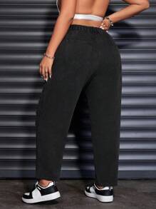 SHEIN CURVE+ Plus Size Women Non-Stretch Fashionable Sexy Ripped Cone Jeans Women Spring Outfits - Black - View 2