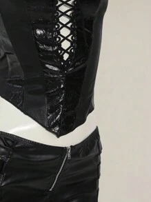 SHEIN ICON Women's Retro Sexy Avant-Garde Fashion Personalized Street Millennial Style Y2K Halloween Wear Sequined Leather Stitching Front Center Strap Pointed Hem Bat Shape Slim Fit Top - Black - View 10