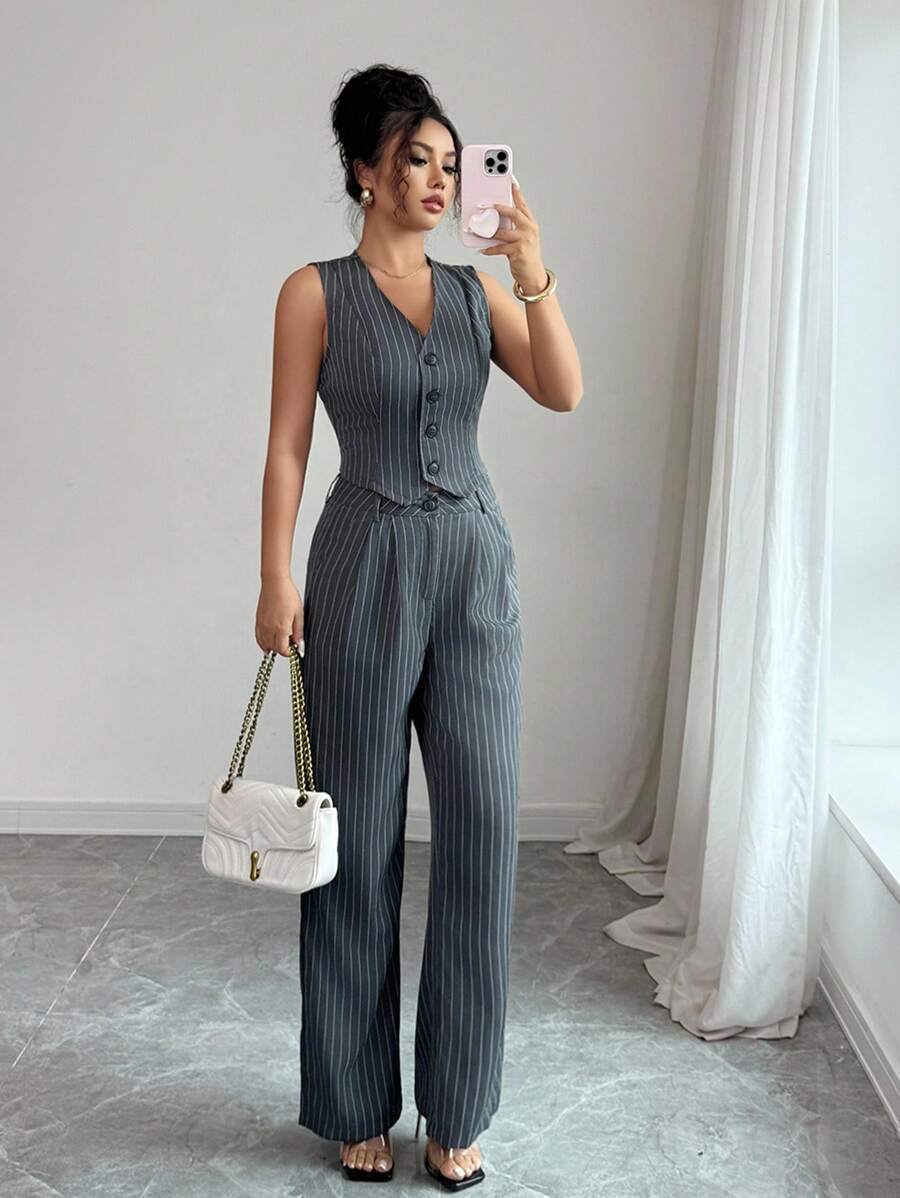 Chiquease 女士流行條紋無袖西裝外套和長褲套裝