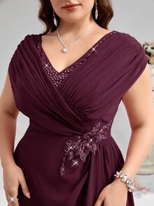 Coutiva Vestido elegante de la madre de la novia con decoración de flores 3D de strass, talla grande