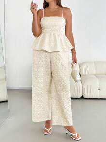 Auralis 大码女装春夏时尚休闲舒适日常立体纹理面料荷叶边吊带上衣和阔腿裤奶油黄色可爱两件套，欧洲夏季，度假装，裤子套装，夏威夷装女装 - 杏色 - 查看 3