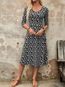 EMERY ROSE Plus Size Women's Floral V-Neck 3/4 Sleeve Casual Summer Dress Fall Clothes Fall Dresses For Women Fall Outfits Women Autumn Clothes Fall Outfits Autumn Winter Clothes For Women Winter Teacher Outfits For Women Oing Out Tops Women Business Casual Woman Usiness Casual Outfits Women Usiness Casual Outfits Women Country Country Outfits Women Old Money Basic Teacher Outfits For Women Oing Out Tops Women Back To School Fall Women Clothes