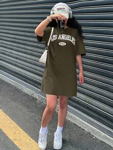 SHEIN 少女橄榄绿色休闲宽松星星印花网眼紧身连衣裙，适合节日、派对、生日、郊游 - 軍綠色 - 查看 5
