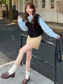 DAZY Women's Collegiate Style Casual Contrast Trim Knit Vest