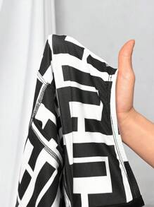 SHEIN Lady Women Geometric Print Button Front High Waist Leggings,Biker Shorts,Shorts For Summer - Black and White - View 5