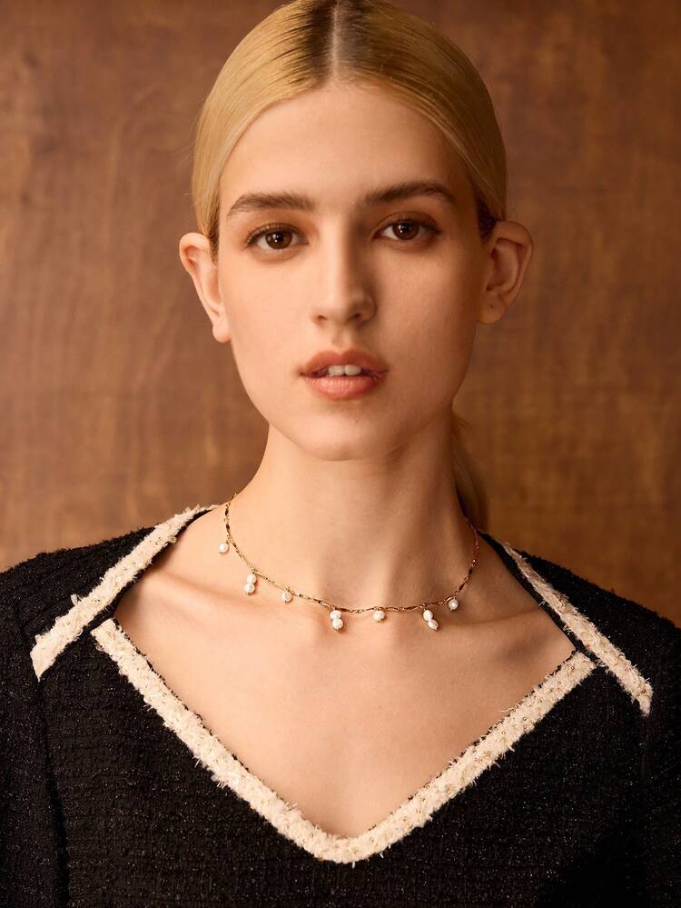 GOLD ELEGANT FAUX PEARL DETAIL NECKLACE