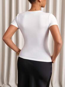 Lavishia 优雅 3D 花卉圆领短袖修身女式 T 恤