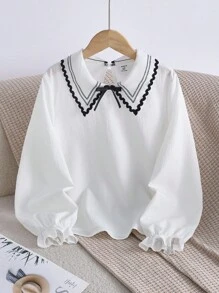 女童休闲长袖蕾丝花边套头衫，优雅花卉刺绣领衬衫，适合外出，简约白色上衣