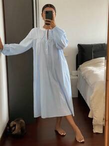 DAZY 条纹领结灯笼袖宽松女士休闲连衣裙，秋冬睡衣，舒适家居服，宽松睡裙 - 藍白色 - 查看 7