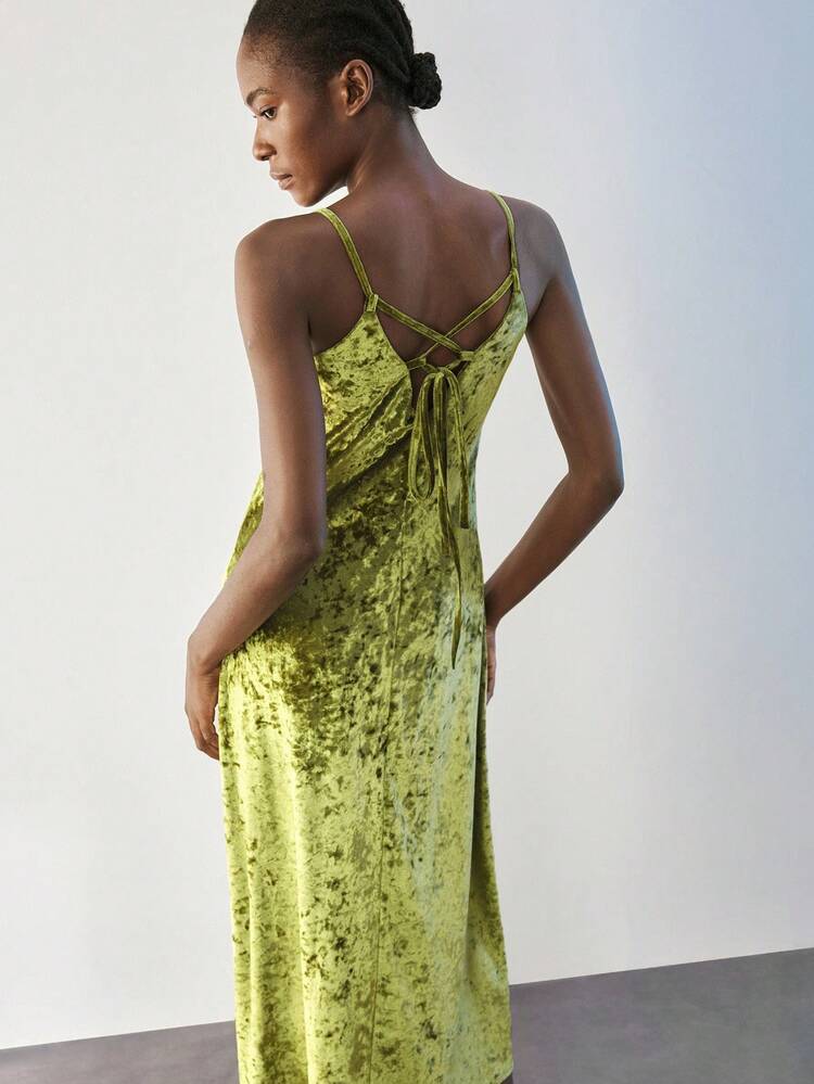 SHEIN Maija Vestido de mujer con escote en V, tirantes de espagueti y terciopelo