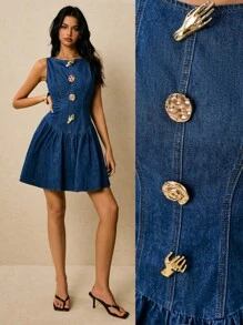 Poéselle Abito in denim alla moda con scollo rotondo e maniche arricciate, decorato in metallo, da donna - Blu lavato medio - Visualizzare 1