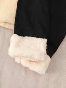 SHEIN 2 件女婴可爱熊图案刺绣蓬松连帽衫上衣和裤子套装，秋冬休闲装 - 彩色 - 查看 7