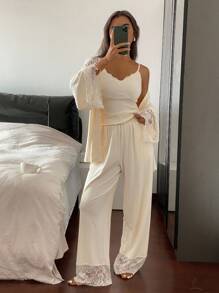 DAZY 3 قطع مجموعة ملابس نوم للنساء تشمل روب مزين بالدانتيل، توب كامي وبنطلون، ملابس خريفية للنوم