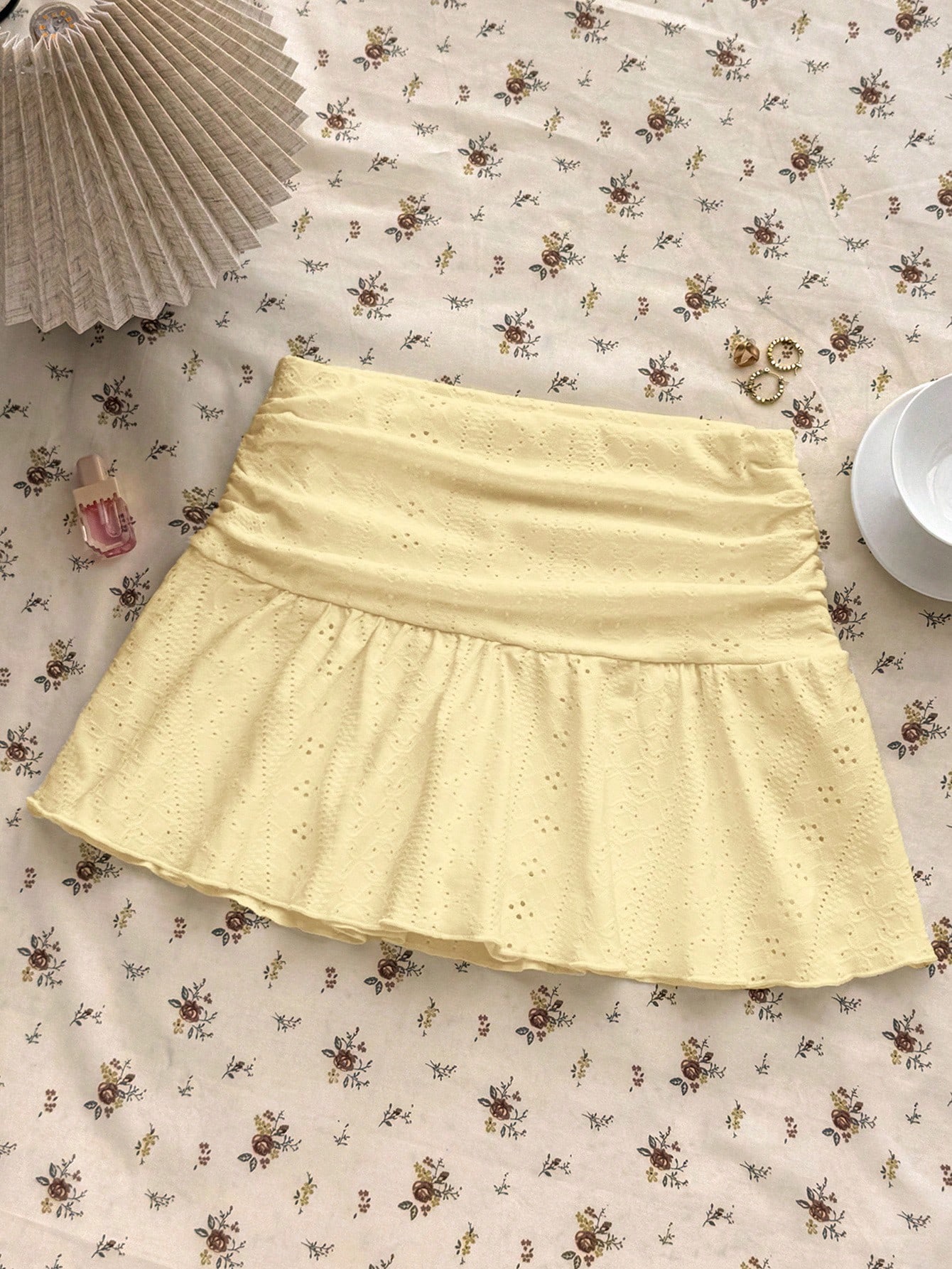 Yellow knit mini skirt